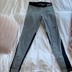 Nike leggings